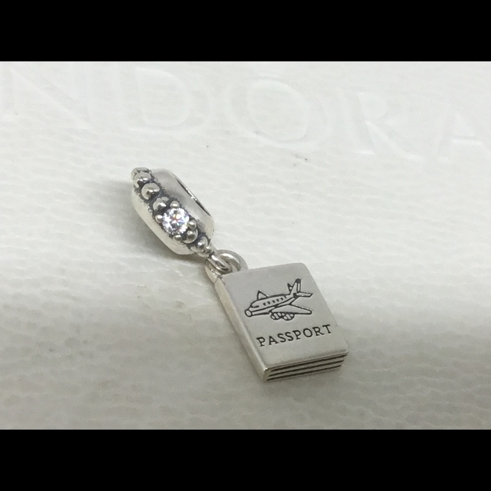 Pandora Passport Charm